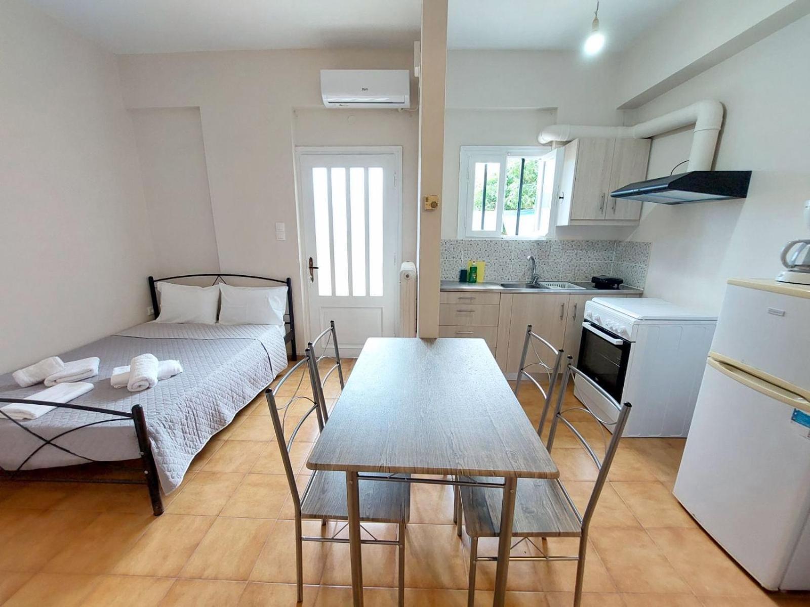 Estia Holiday Apartment & Studio فاثي المظهر الخارجي الصورة